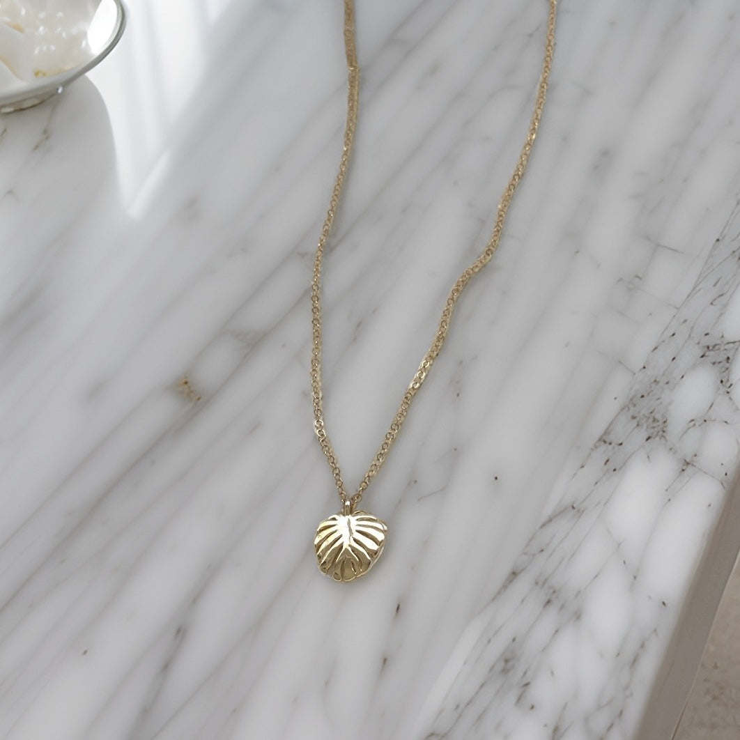 Monstera Necklace